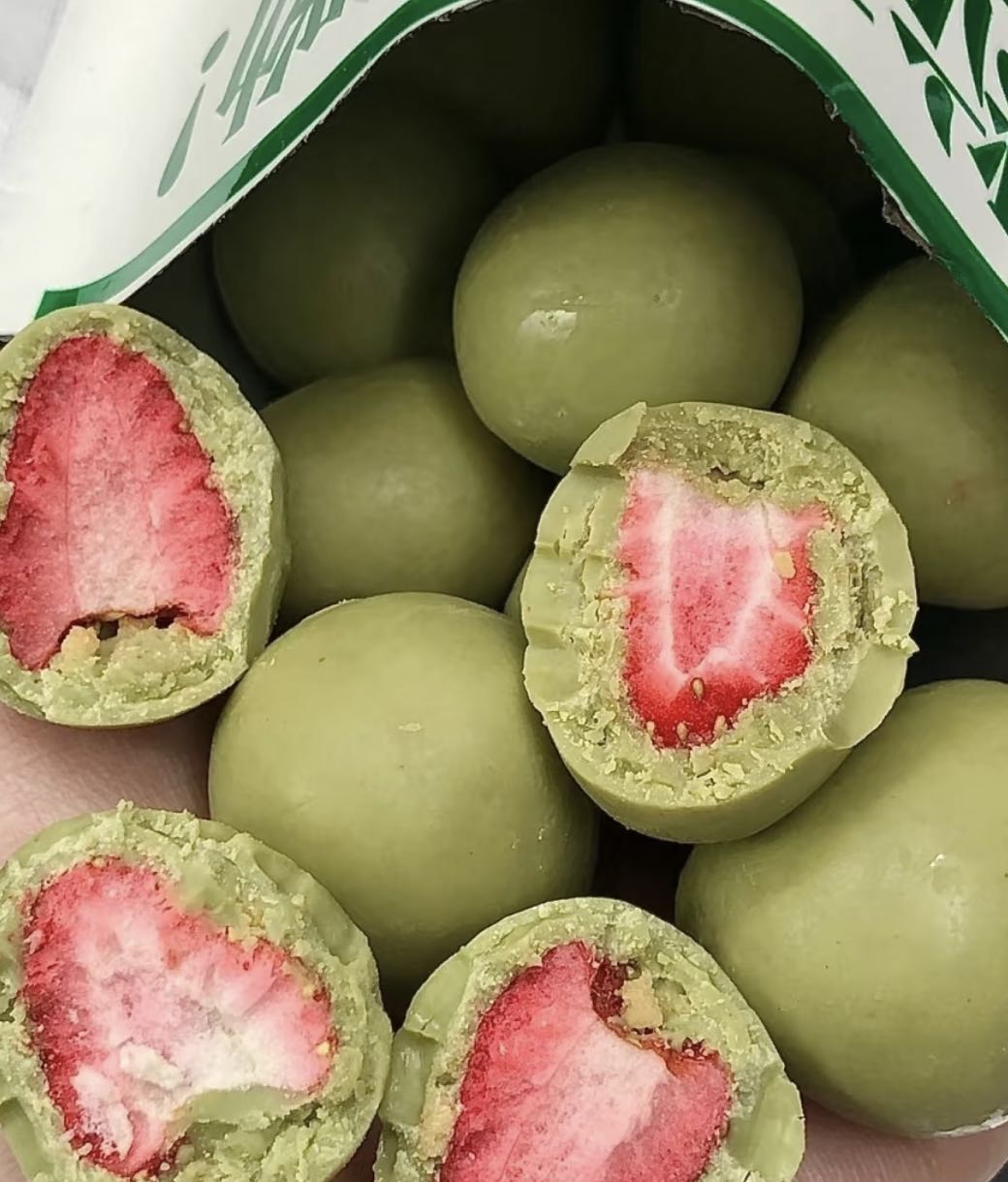 Tories Whole Strawberry