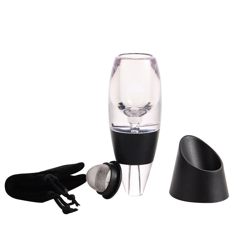 Red wine quick decanter dispenser