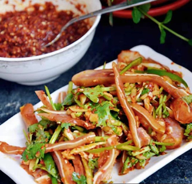 Golden Chopsticks Specialty - Garlic Pork Ear 400g