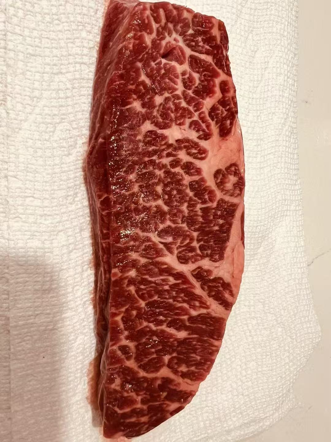 Australian M8-9 Wagyu, 7-8oz * 8 slices
