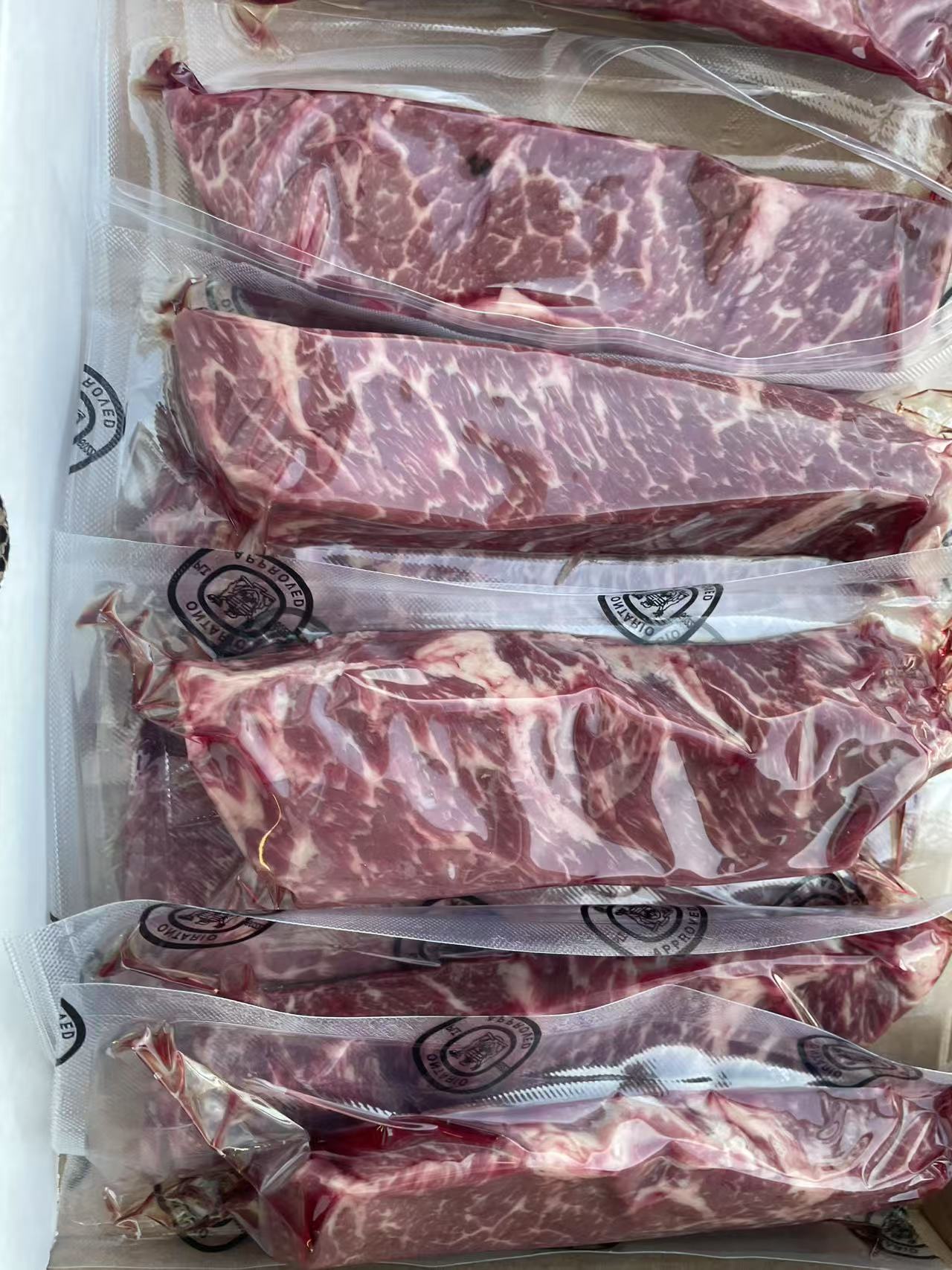 Australian M8-9 Wagyu, 7-8oz * 8 slices